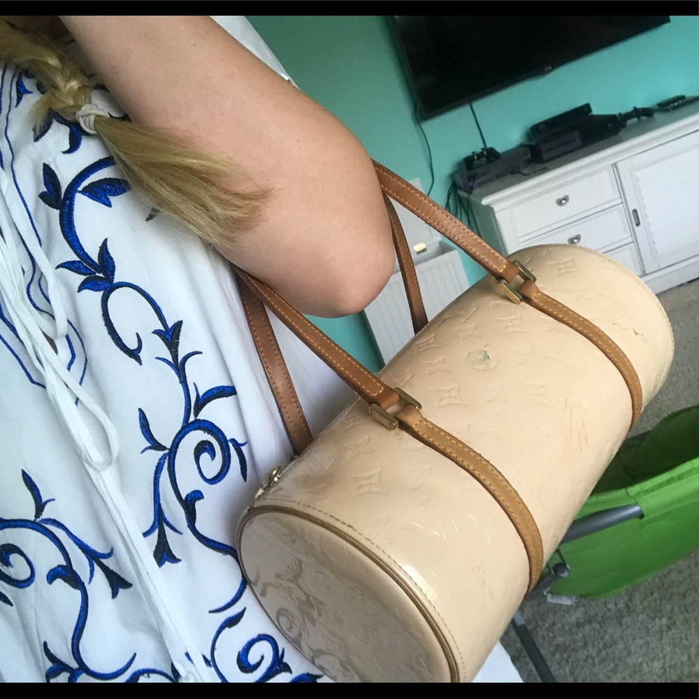 Louis Vuitton Papillon Vernis Handbag